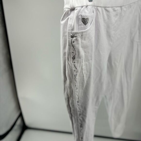 Quacker Factory white embellished dream jeans size 2X 96% cotton - Picture 15 of 16